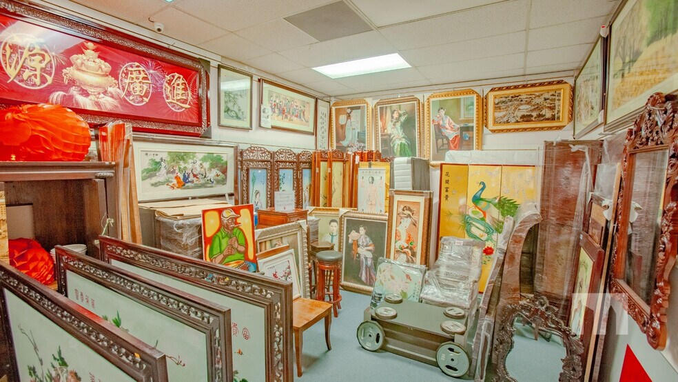 More Photos Of 41 NW 167th St, North Miami Beach Freestanding For Lease