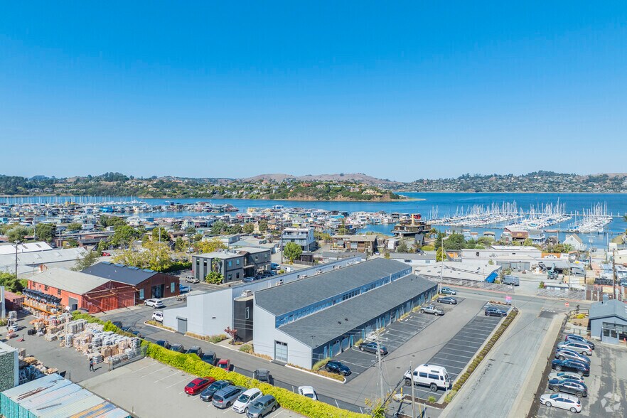 More Photos Of 200 Gate Five Rd, Sausalito Light Manufacturing For Lease