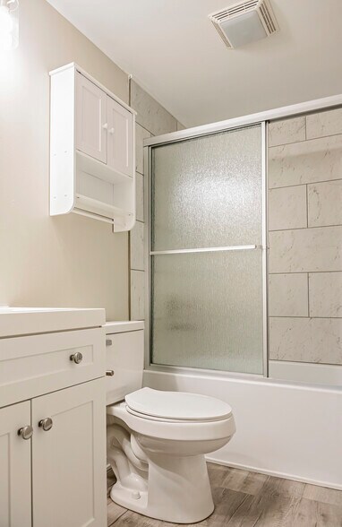 More Photos Of 320 Koch Ave, Ann Arbor Apartments For Sale