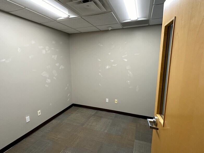 More Photos Of 600 Newman St, El Paso Medical For Sale