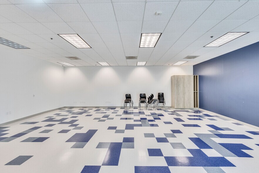 More Photos Of 9100 Hwy 290 E, Austin Research And Development For Sale