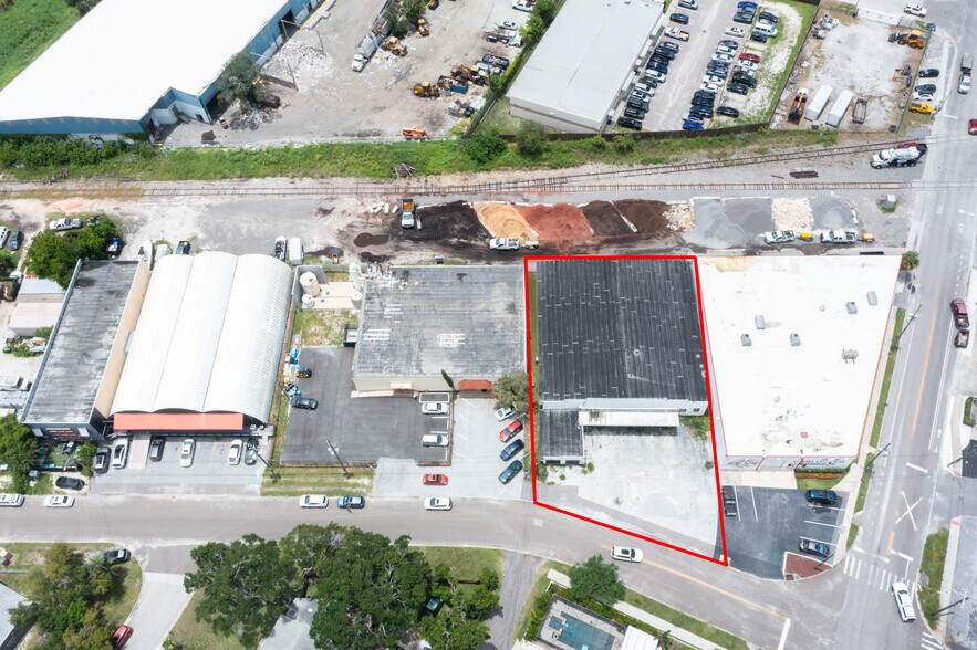 More Photos Of 1258 19th St N, Saint Petersburg Warehouse For Sale