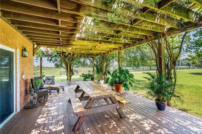 More Photos Of 455 74th Ave, Vero Beach Horse Stables For Sale