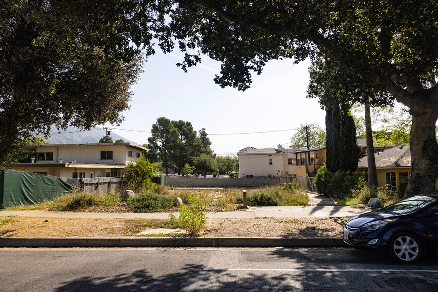 More Photos Of 1210 N Altadena Dr, Pasadena Land For Sale