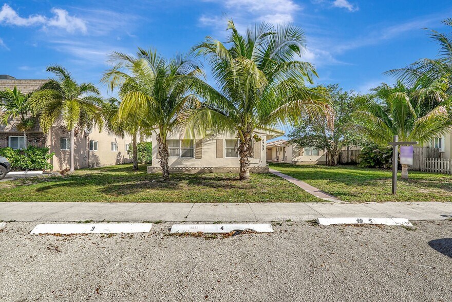 More Photos Of 1723 Liberty St, Hollywood Apartments For Sale