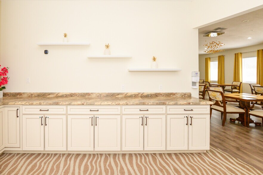 More Photos Of 4201 S 25th St, Fort Pierce Assisted Living For Sale