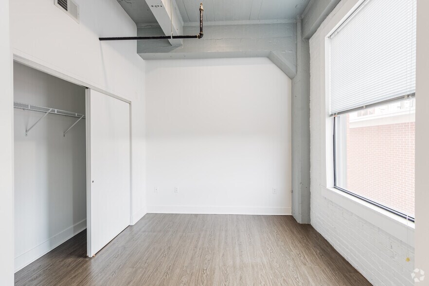 More Photos Of 432-440 1st Ave, Pittsburgh Apartments For Lease
