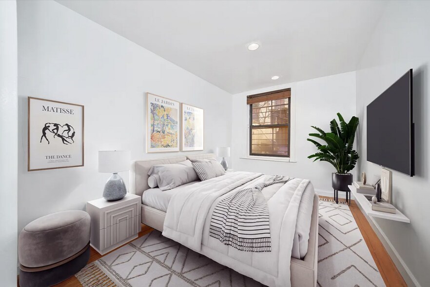 More Photos Of 222 E 18th St, New York Apartments For Sale