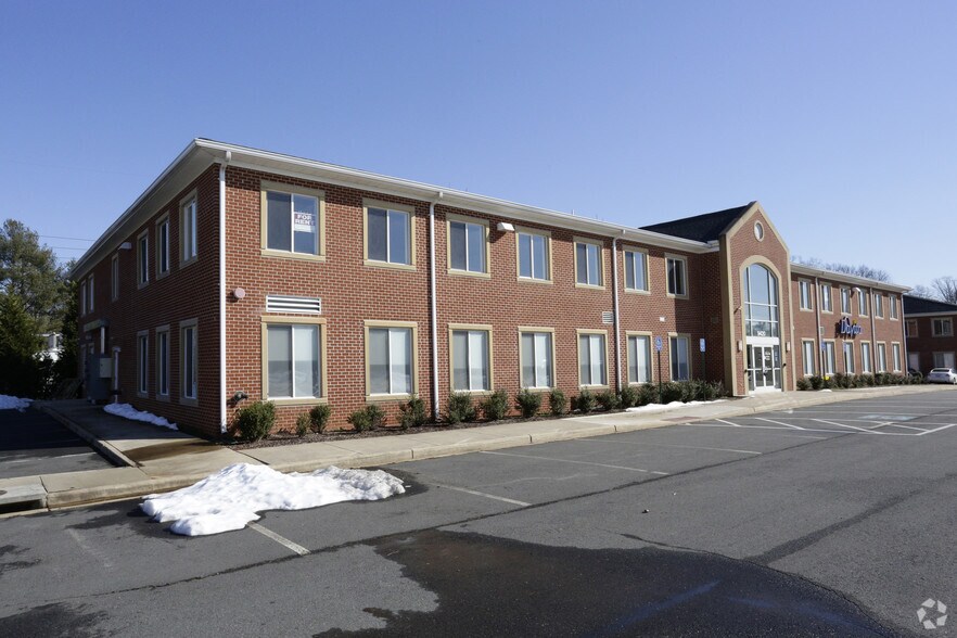 Primary Photo Of 9420 Forestwood Ln, Manassas Medical For Lease