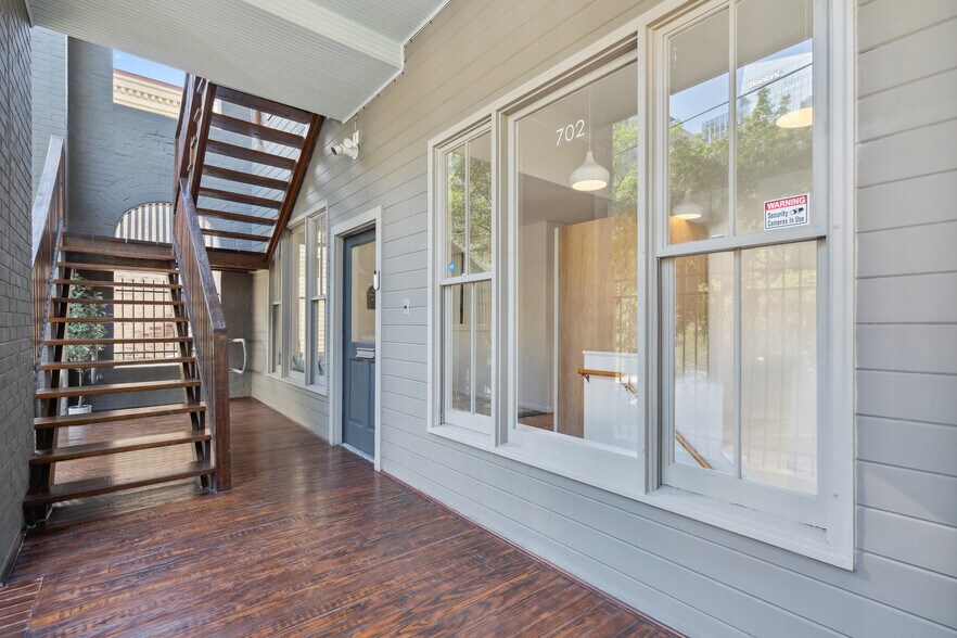 More Photos Of 702 San Antonio St, Austin Loft Creative Space For Sale