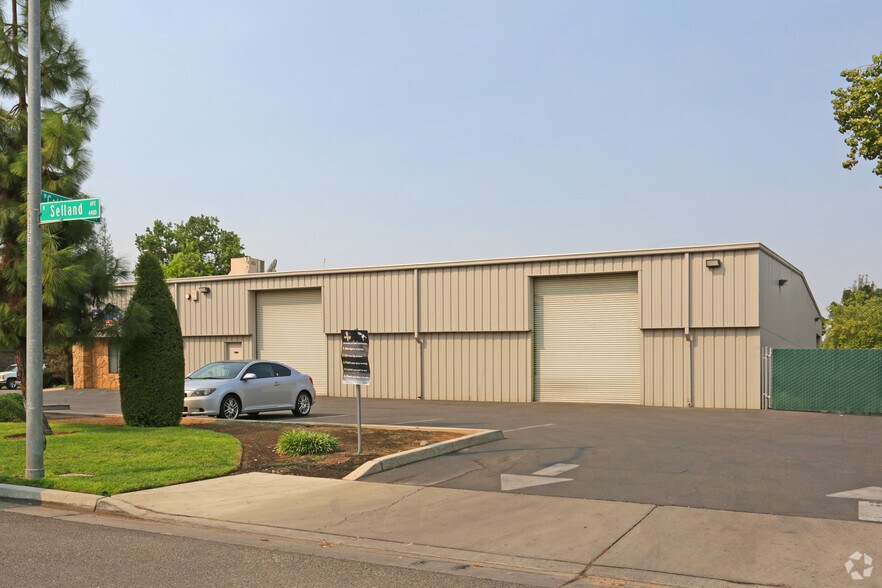 More Photos Of 3604 W Gettysburg Ave, Fresno Warehouse For Lease