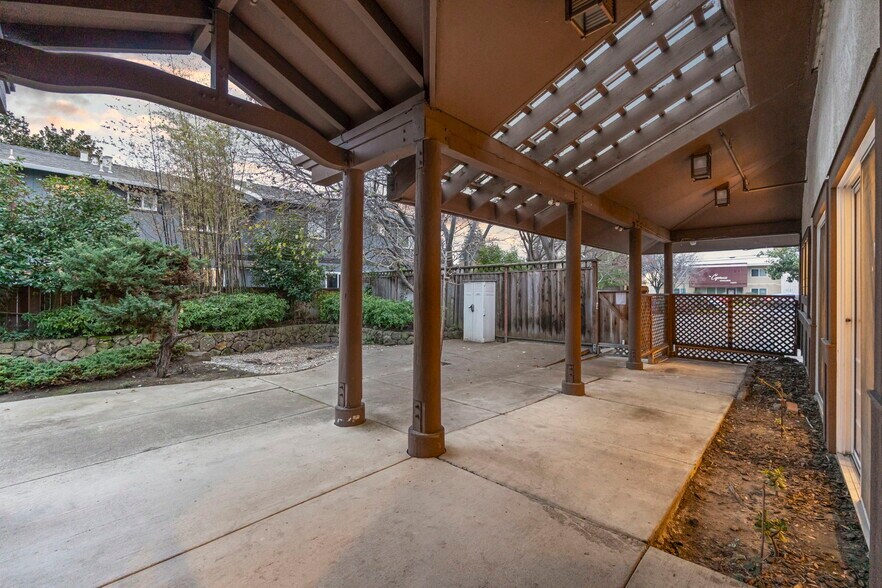 More Photos Of 24954 Cypress Ave, Hayward Multifamily For Sale