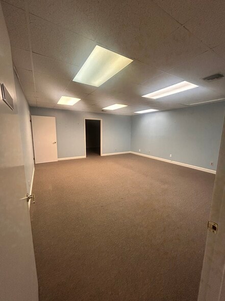 More Photos Of 210 Exchange Pl NW, Huntsville Office For Lease