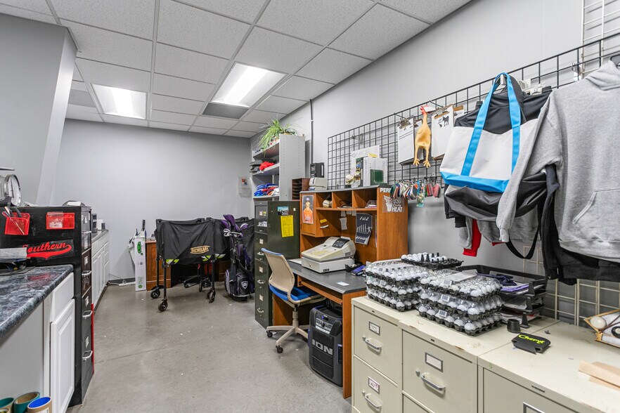 More Photos Of 2233 W Hanford Rd, Burlington Freestanding For Sale