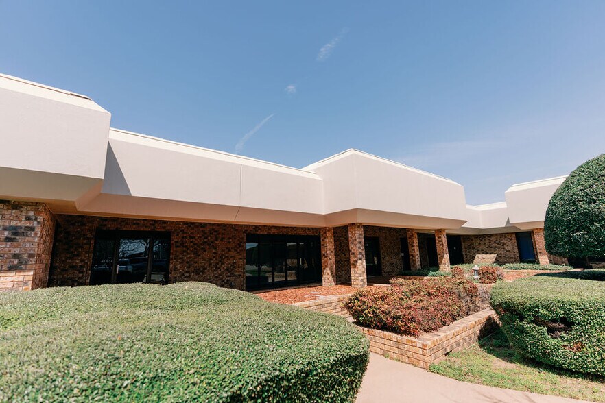Primary Photo Of 4722 Taft Blvd, Wichita Falls Medical For Lease