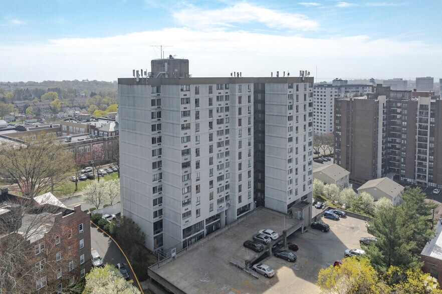 More Photos Of 60 Strawberry Hill Ave, Stamford Apartments For Sale