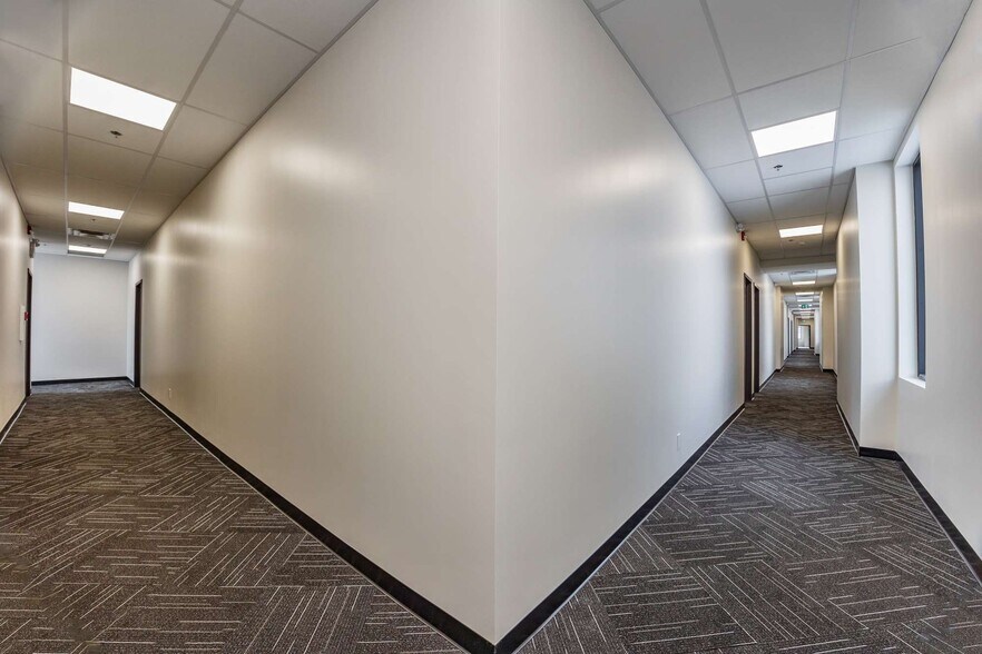 More Photos Of 14 Sioux Rd, Sherwood Park Storefront Retail Office For Lease