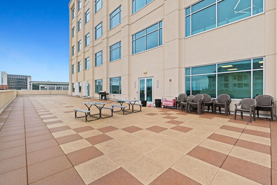 More Photos Of 180 N University Ave, Provo Office For Sale