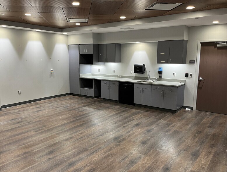 More Photos Of 475 Enterprise Dr, Royersford Medical For Lease