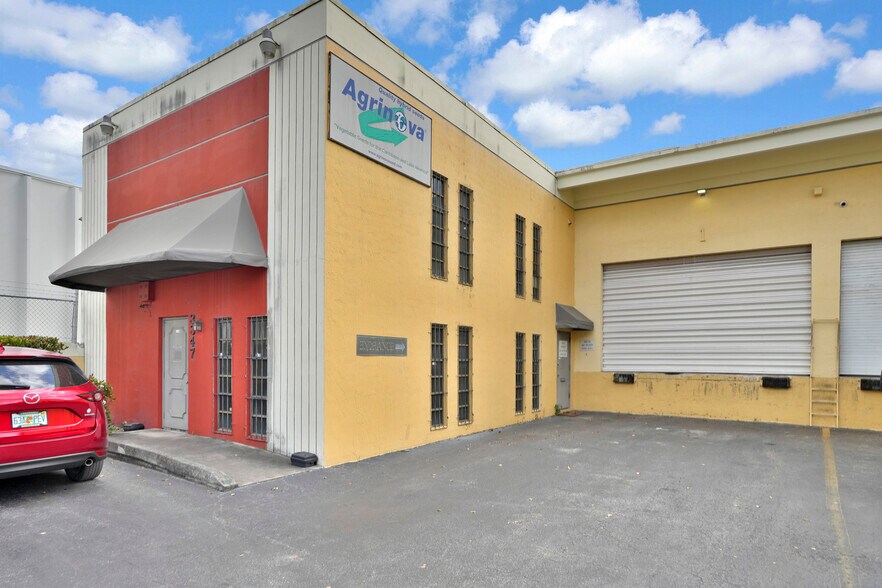 More Photos Of 3317-3347 NW 74th St, Miami Warehouse For Sale