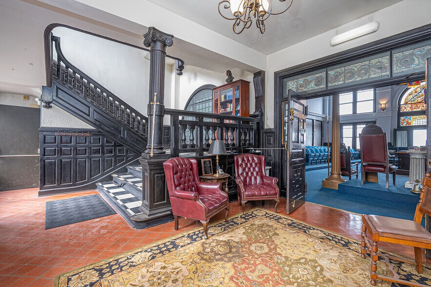 More Photos Of 100 E Bay St, Savannah Lodge Meeting Hall For Sale