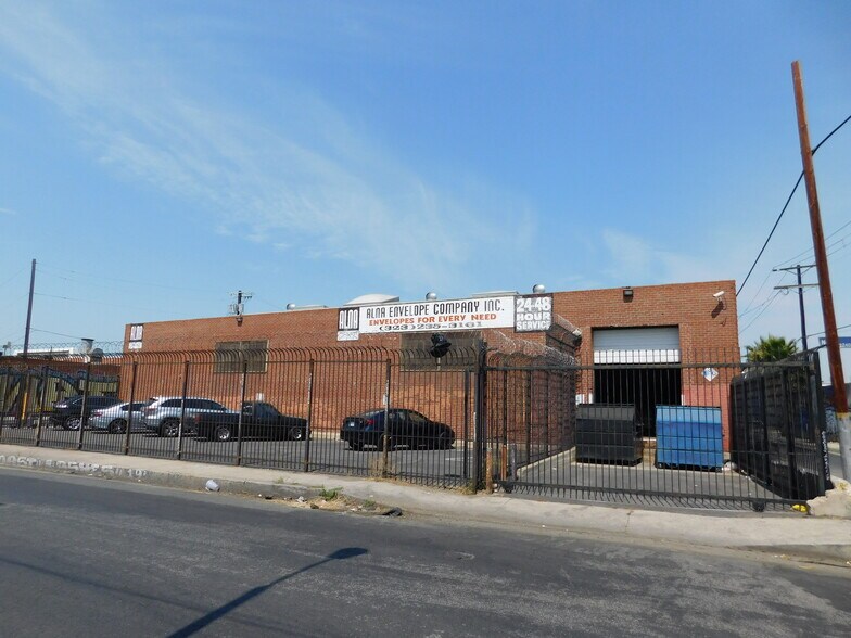 Primary Photo Of 1567 E 25th St, Los Angeles Manufacturing For Sale