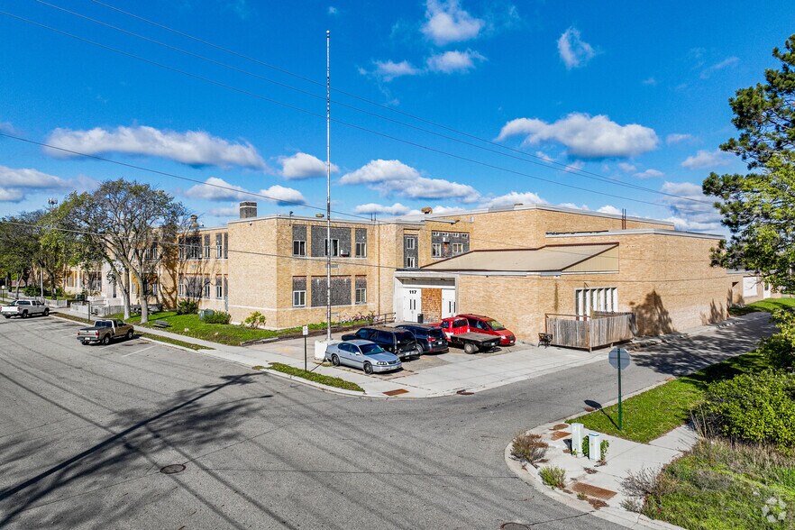 Primary Photo Of 117 3rd St E, Park Rapids Apartments For Sale