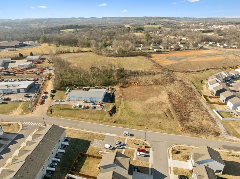 More Photos Of 2501 Precast Dr, Columbia Warehouse For Sale