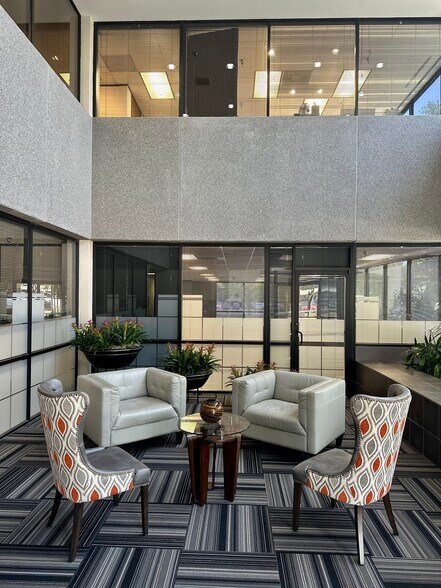 More Photos Of 16801 Addison Rd, Addison Office For Lease