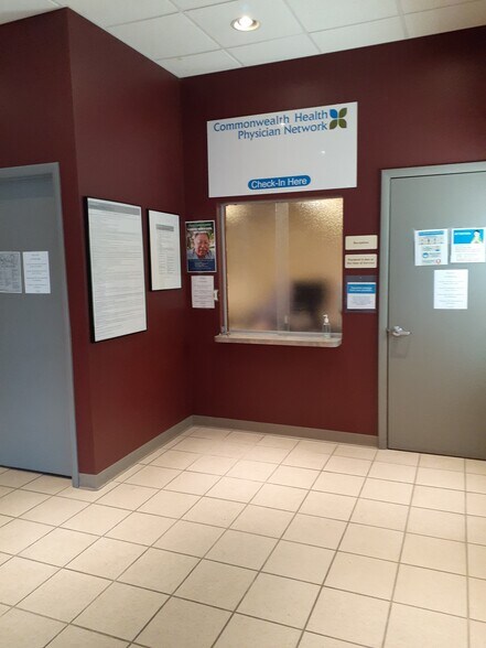 More Photos Of 3151 Columbia Blvd, Bloomsburg Medical For Lease