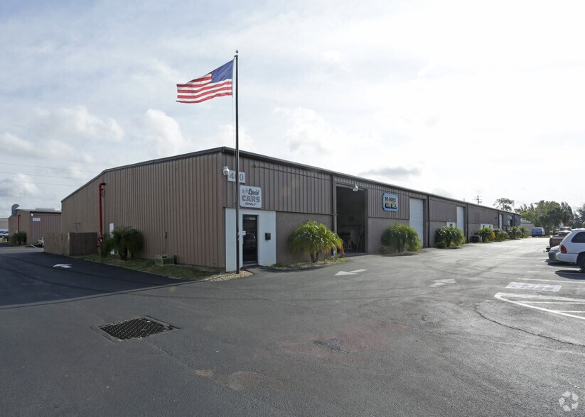 400 Douglas Rd, Oldsmar, FL 34677 Industrial For Lease