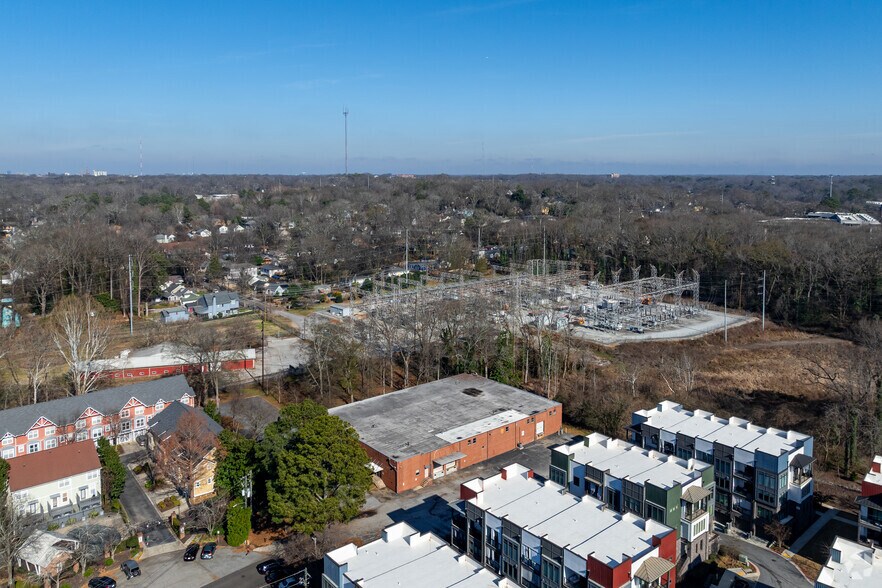 More Photos Of 400 Grant Cir SE, Atlanta Light Manufacturing For Lease