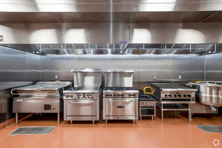 More Photos Of 7119-7129 E Shea Blvd, Scottsdale General Retail For Lease