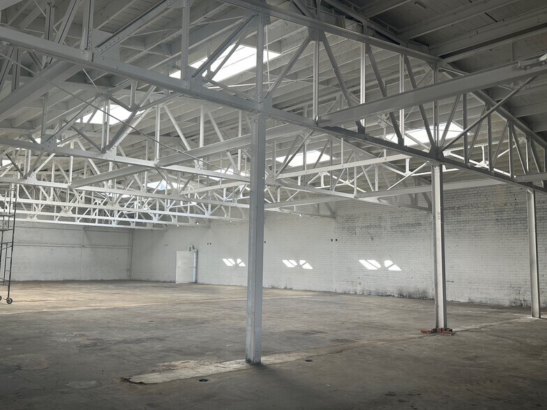 More Photos Of 2715 Adeline St, Oakland Warehouse For Lease