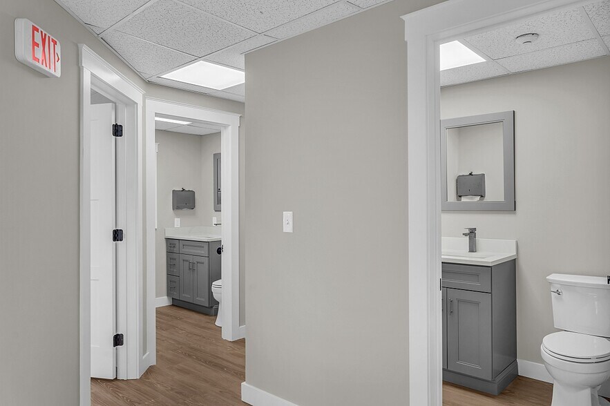 More Photos Of 2-4 Mary E Clark Dr, Hampstead Medical For Sale