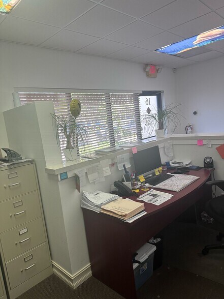 More Photos Of 3300 S Congress Ave, Boynton Beach Showroom For Lease