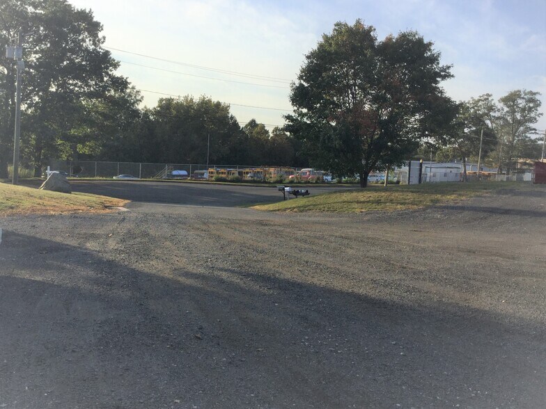 More Photos Of 25 Gramar Ave, Prospect Warehouse For Lease