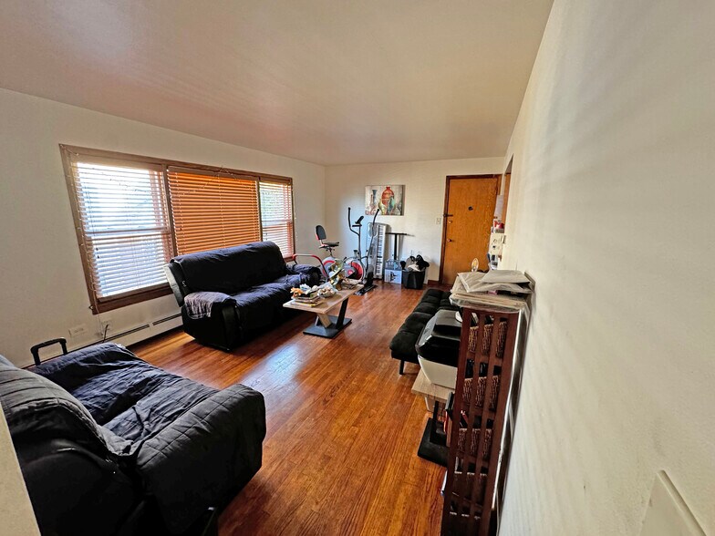 More Photos Of 1623 S Harlem Ave, Berwyn Apartments For Sale