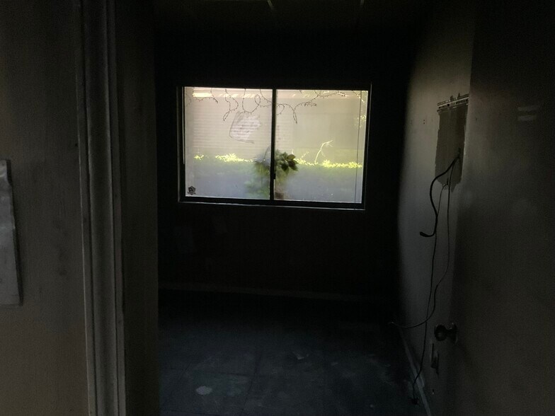 More Photos Of 1409 Kingsley Ave, Orange Park Medical For Sale