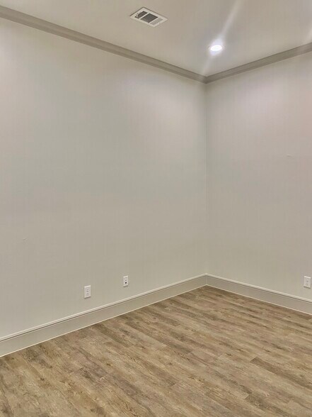 More Photos Of 18930 Kuykendahl Rd, Spring Medical For Lease