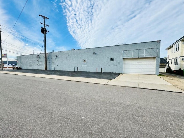 More Photos Of 5067 Turney Rd, Cleveland Carwash For Sale