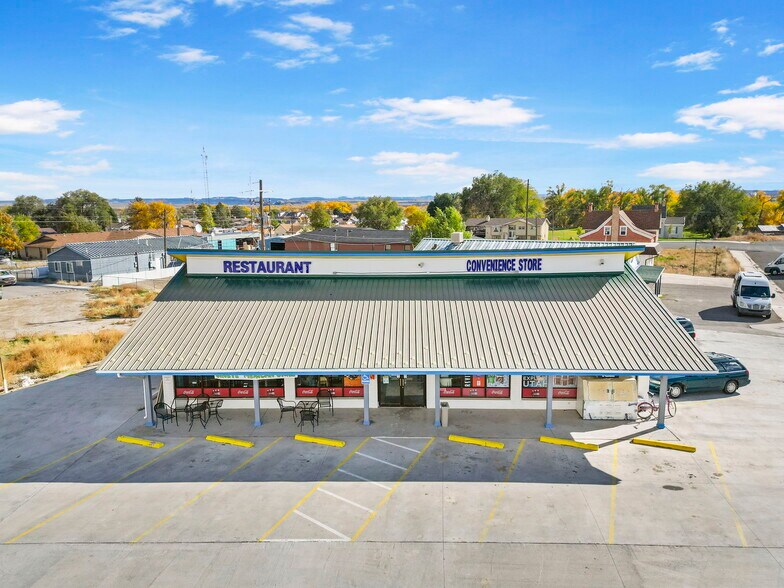 More Photos Of 10 E Main St, Castle Dale Convenience Store For Sale