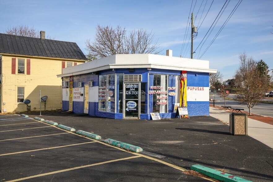 More Photos Of 211 S Mildred St, Ranson Freestanding For Lease