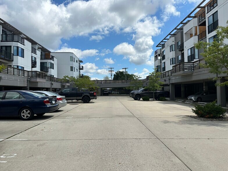 More Photos Of 116 W Mishawaka Ave, Mishawaka Apartments For Lease