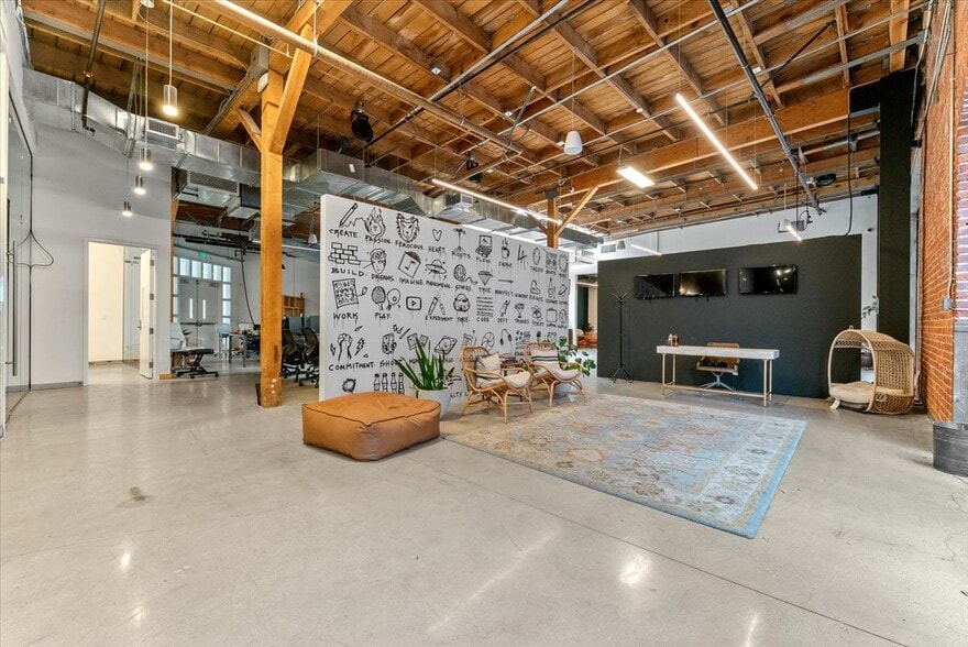 More Photos Of 308-312 S Alameda St, Los Angeles Office For Lease