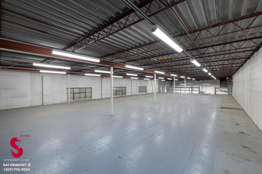 More Photos Of 4113 W Yellowstone Hwy, Casper Flex For Sale