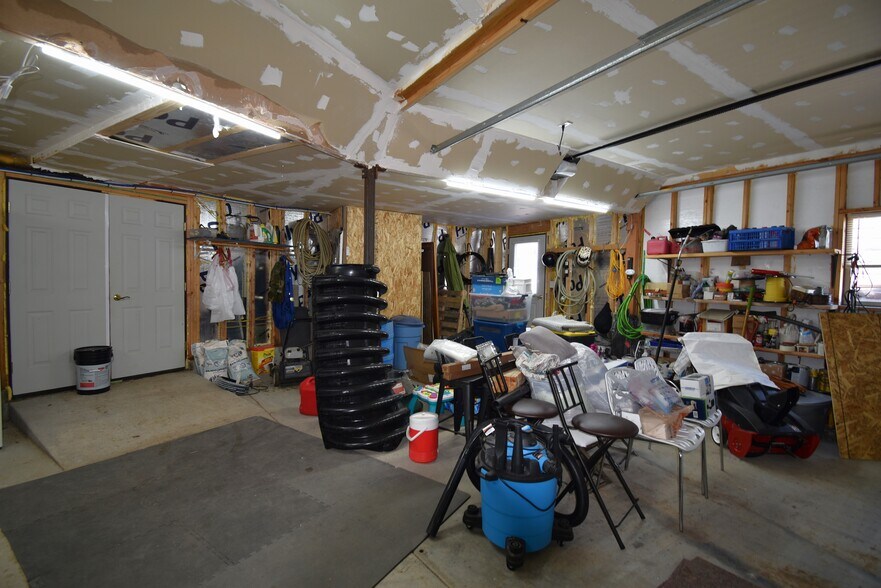 More Photos Of 3555 Yale Kilgore Rd, Island Park Multifamily For Sale