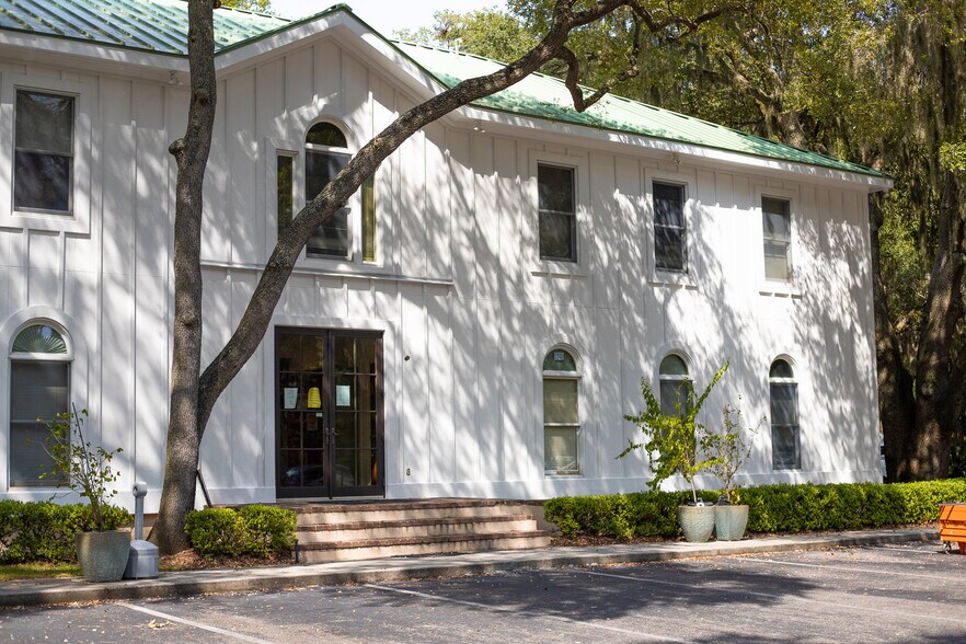 More Photos Of 1 Professional Dr, Port Royal Medical For Lease