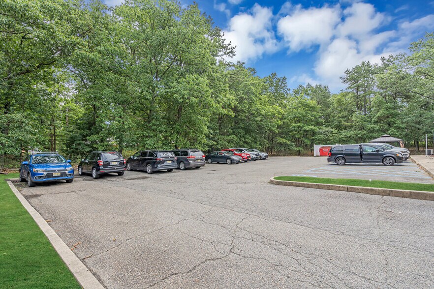 More Photos Of 75 Lacey Rd, Whiting Medical For Lease