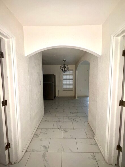 More Photos Of 401 N Bethel St, Roma Multifamily For Sale
